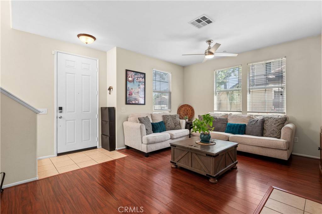 Perris, CA 92571,3385 Night Bloom LN