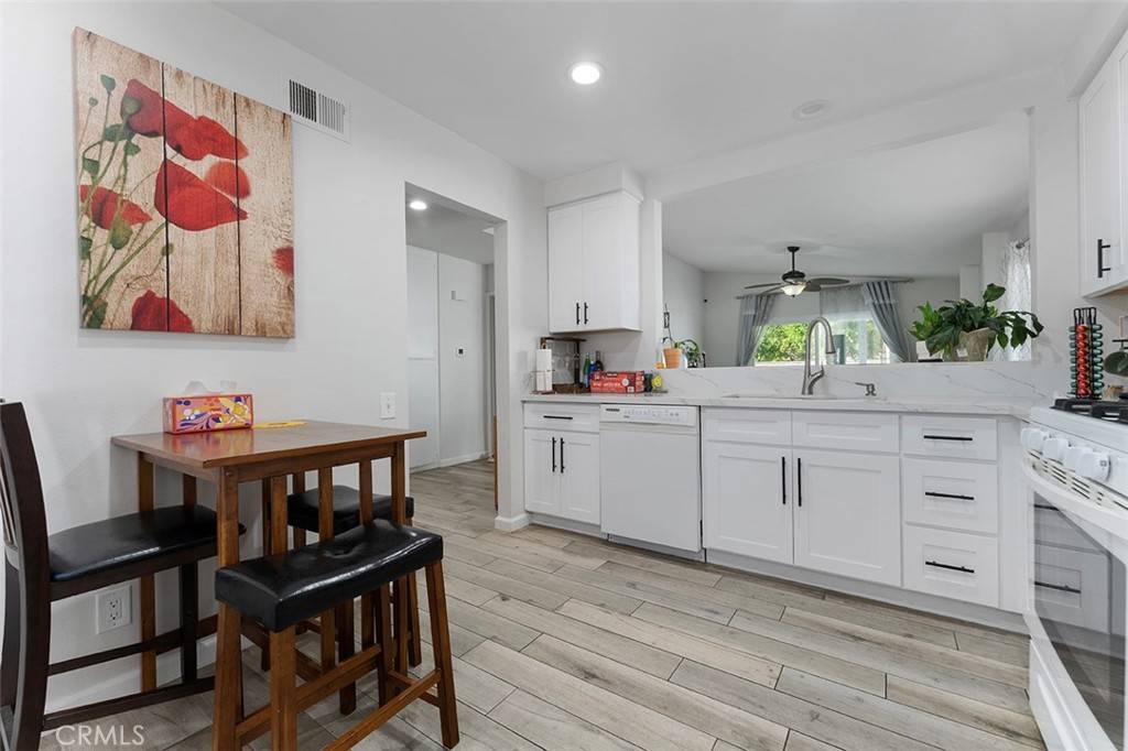 Yorba Linda, CA 92886,3862 Ravenswood DR