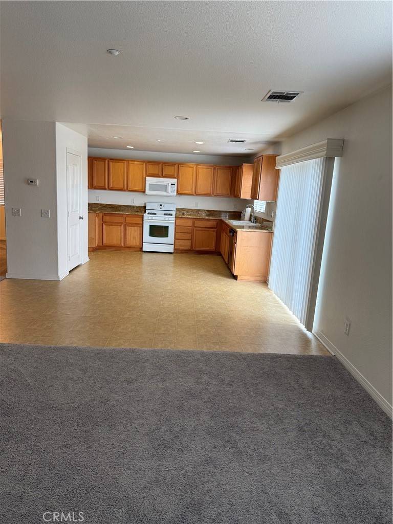 Riverside, CA 92508,18318 Whitewater WAY
