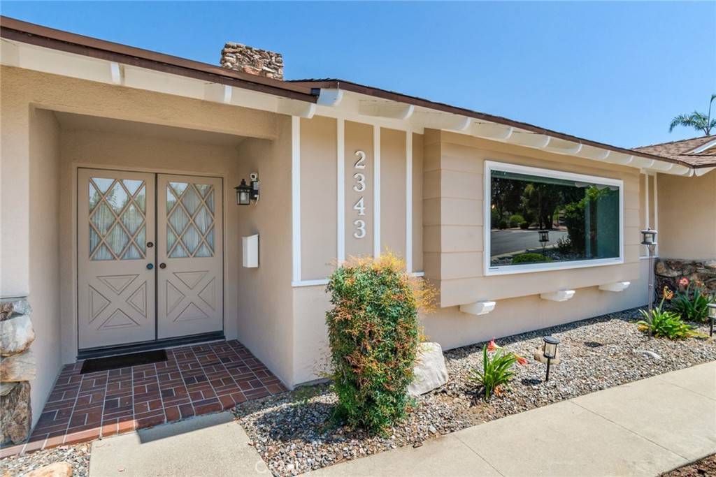 Claremont, CA 91711,2343 Navarro DR