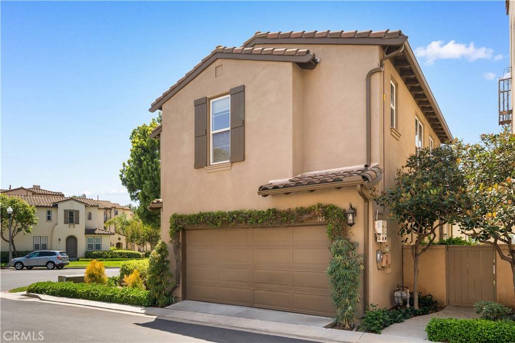 Irvine, CA 92603,345 Tall Oak