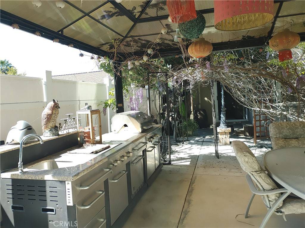 Hacienda Heights, CA 91745,2552 Fontezuela DR