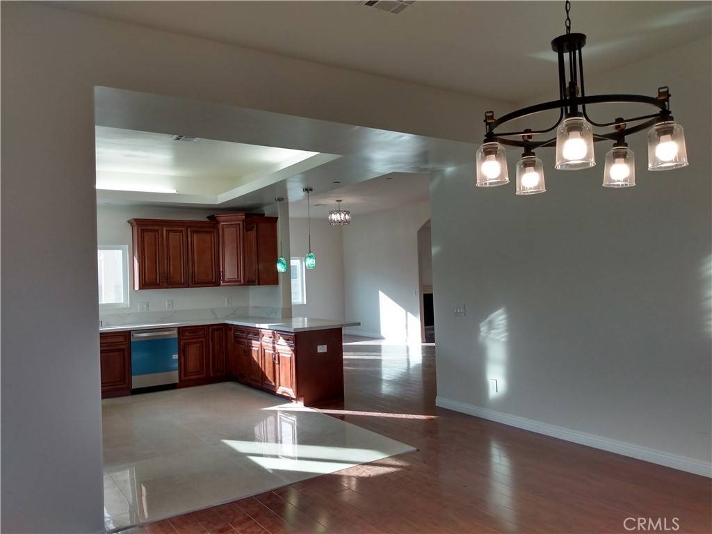 Fontana, CA 92336,17548 Court ST