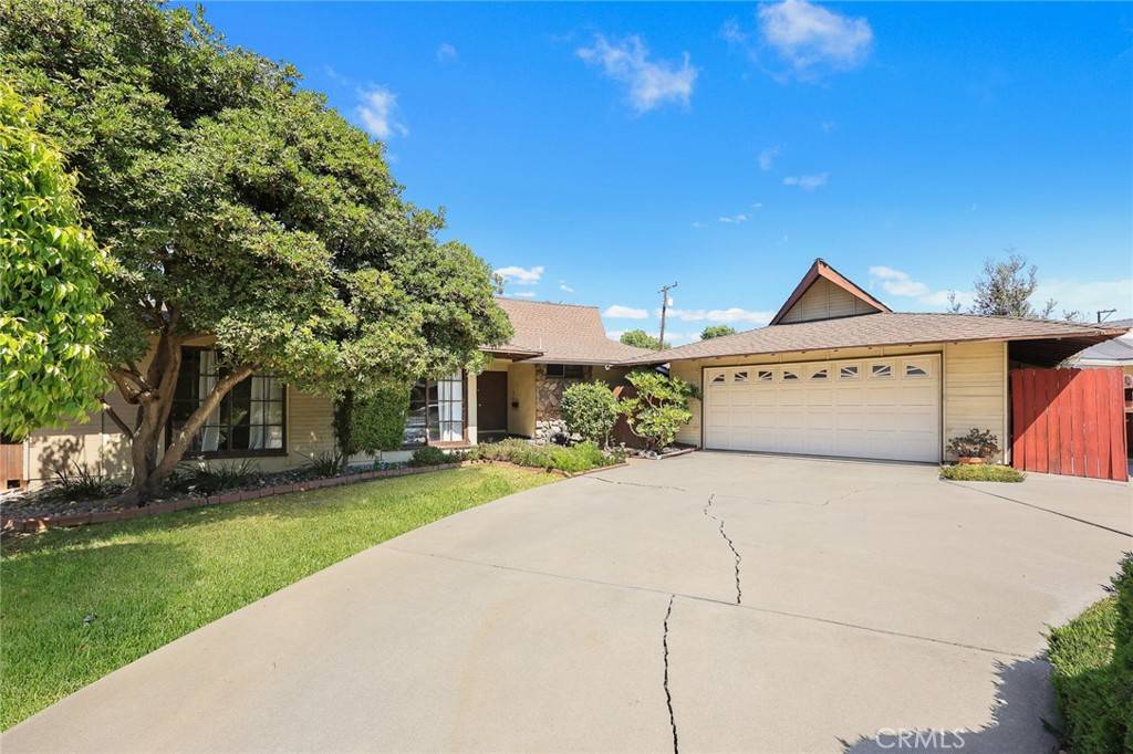 Hacienda Heights, CA 91745,2912 Fragancia AVE