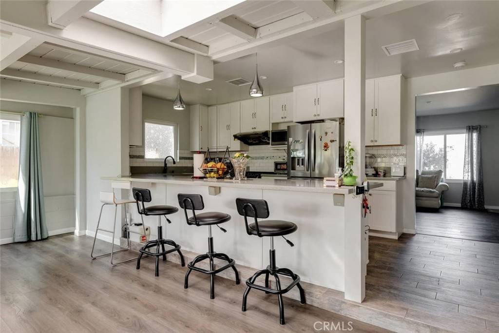 Valley Village, CA 91607,11956 Hatteras ST