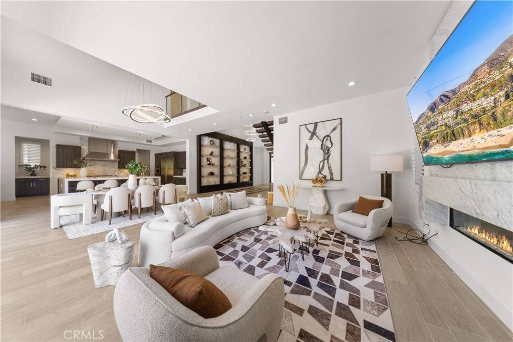Irvine, CA 92618,61 Dorado