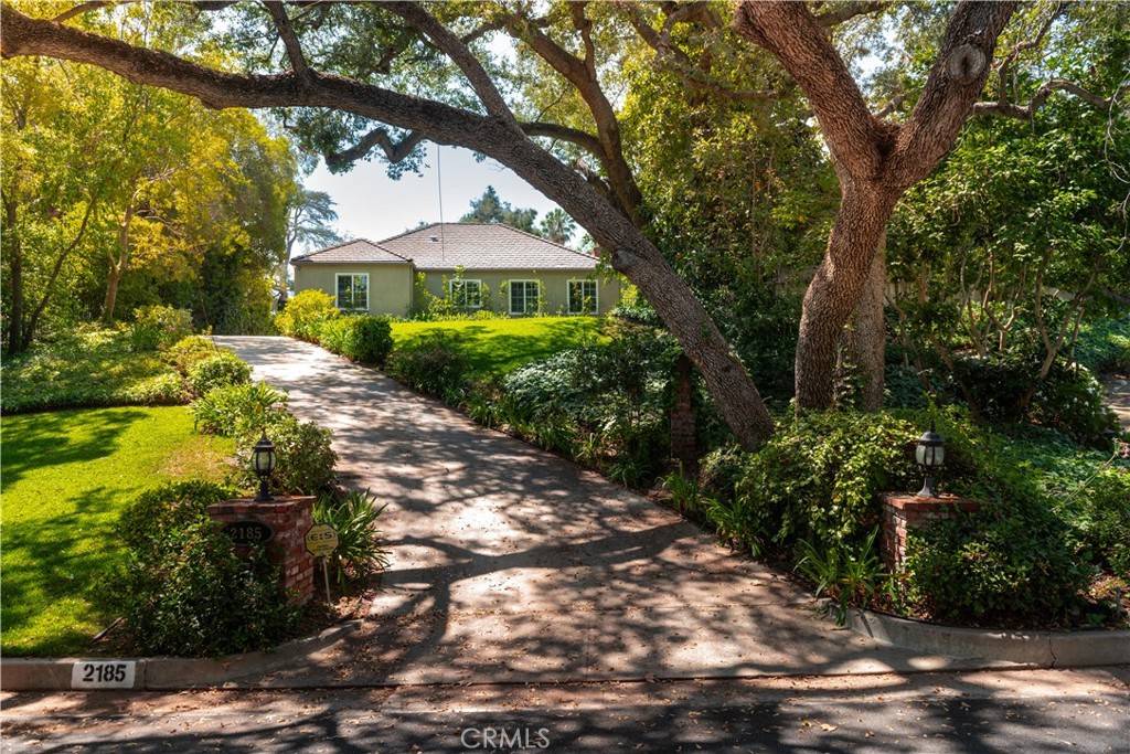 San Marino, CA 91108,2185 Ashbourne DR