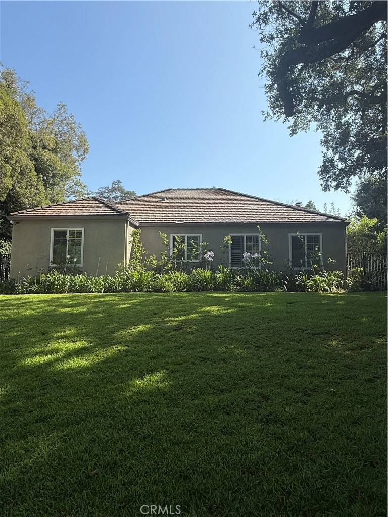 San Marino, CA 91108,2185 Ashbourne DR