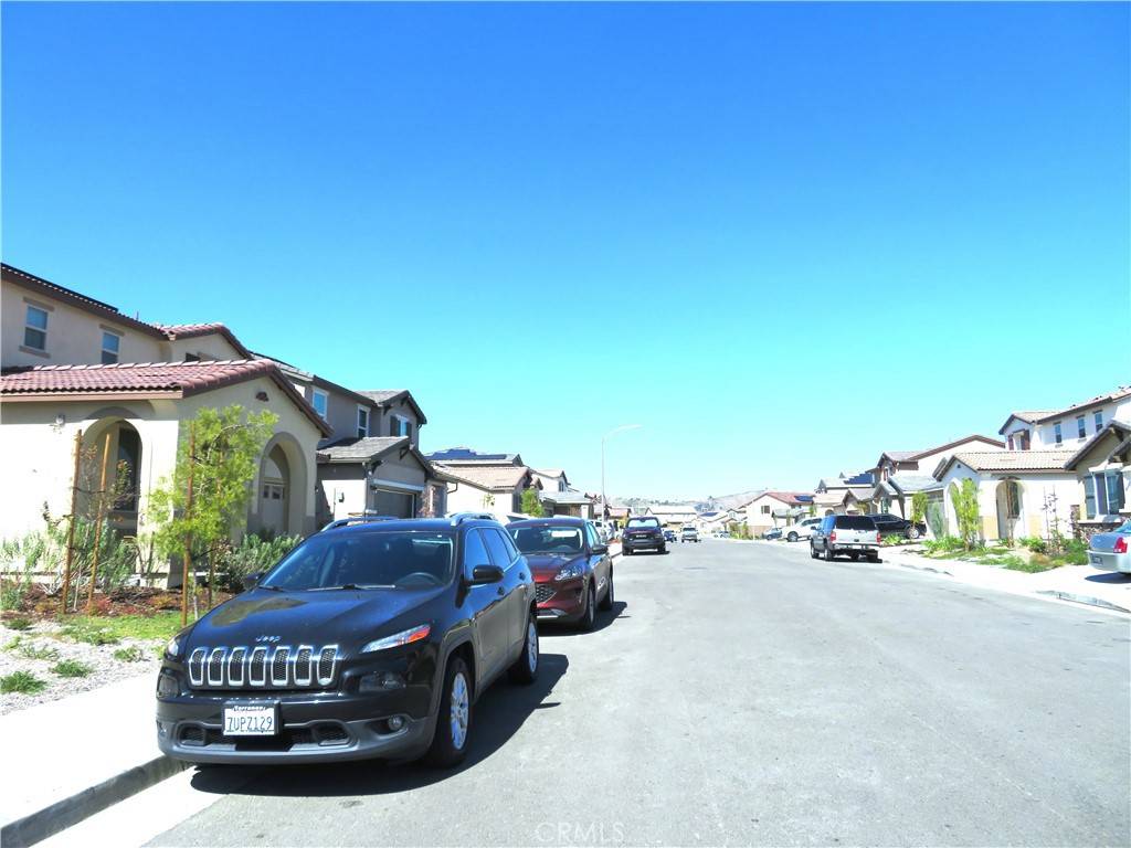 Lake Elsinore, CA 92530,29157 Sunforest