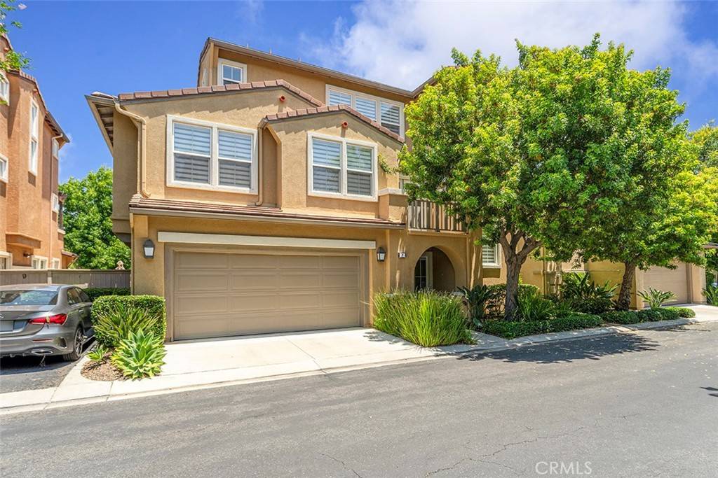 Irvine, CA 92618,7 Ladypalm