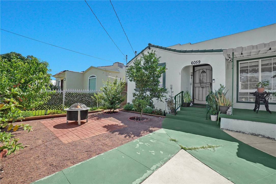 Huntington Park, CA 90255,6059 Riverside AVE
