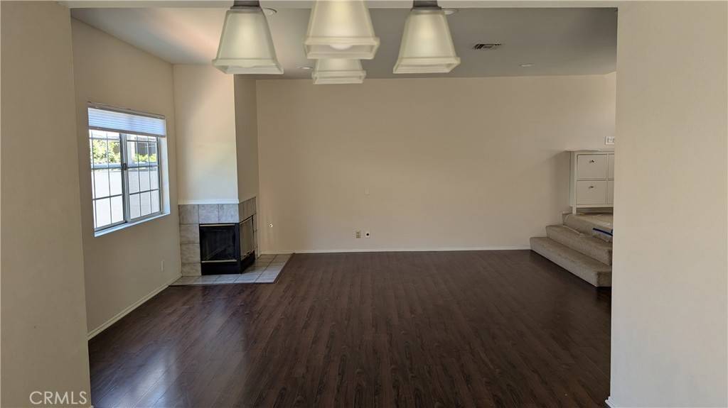 Pasadena, CA 91107,90 S Roosevelt AVE #117
