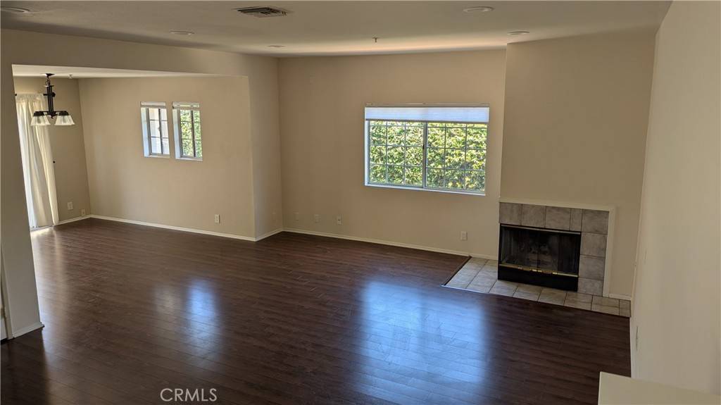 Pasadena, CA 91107,90 S Roosevelt AVE #117
