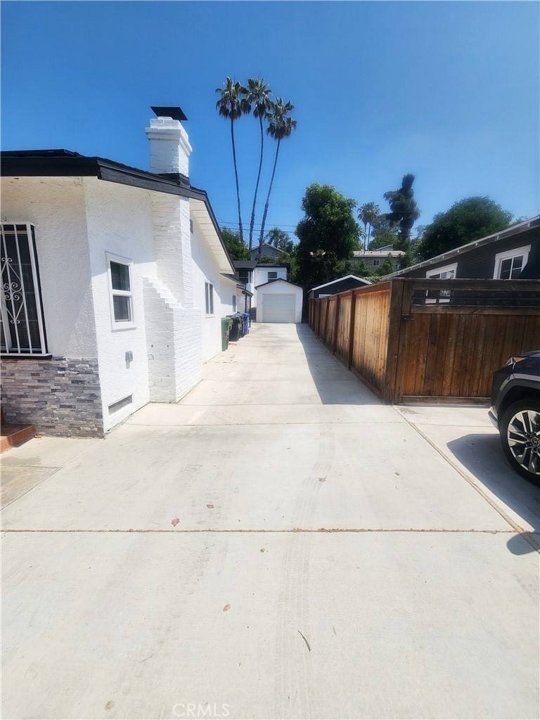 Los Angeles, CA 90042,4921 Stratford RD