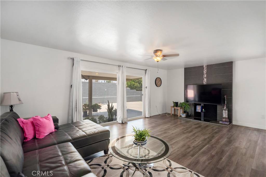 Ontario, CA 91762,1322 W 6th ST