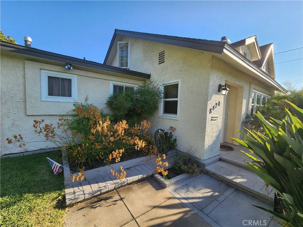 San Gabriel, CA 91775,8420 E Hermosa DR