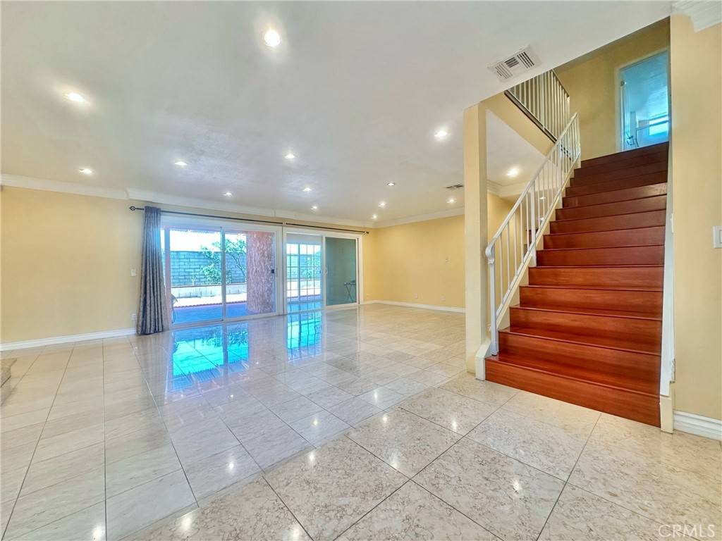 Montebello, CA 90640,1602 via palermo