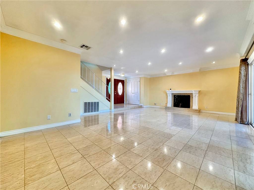 Montebello, CA 90640,1602 via palermo