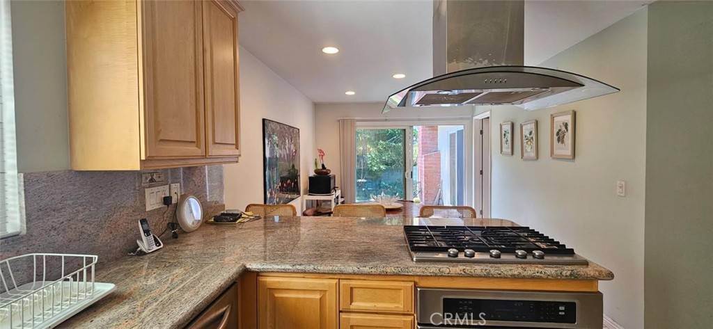 Los Angeles, CA 90065,1810 Sunny Heights DR