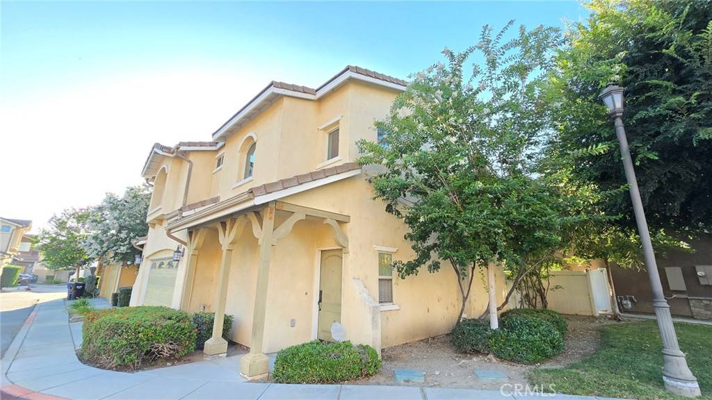 Pomona, CA 91766,1063 S Reservoir ST