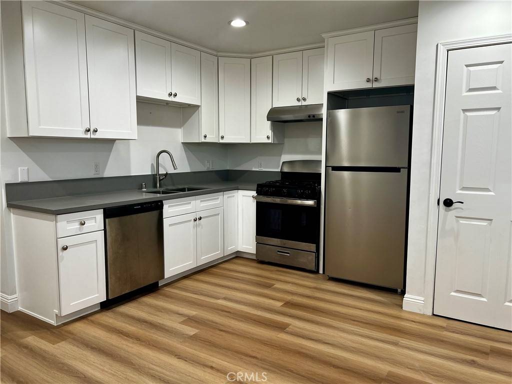 Temple City, CA 91780,4921 Persimmon AVE #B