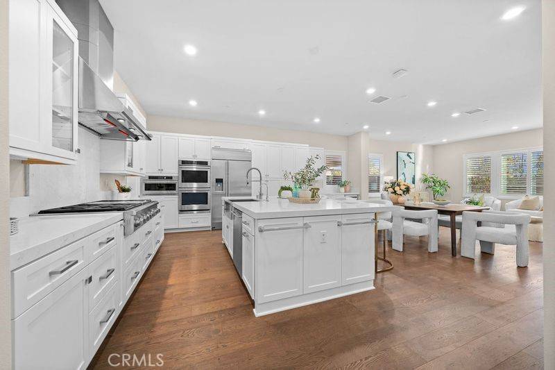 Irvine, CA 92618,73 Pelican LN