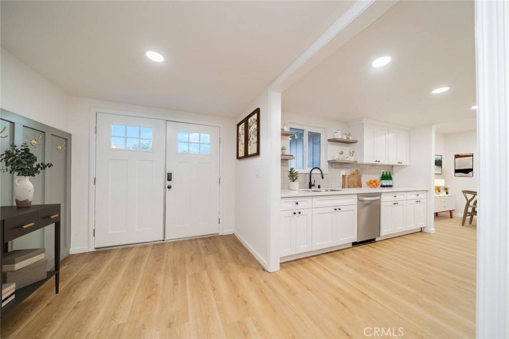 Redlands, CA 92374,733 S Grove ST