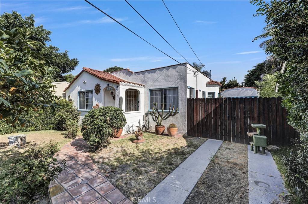 Bellflower, CA 90706,9205 Walnut ST