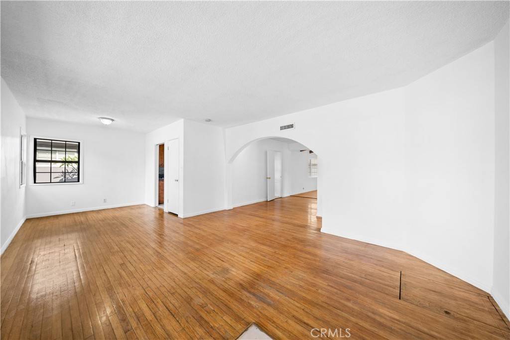 El Monte, CA 91731,10540 Mulhall ST