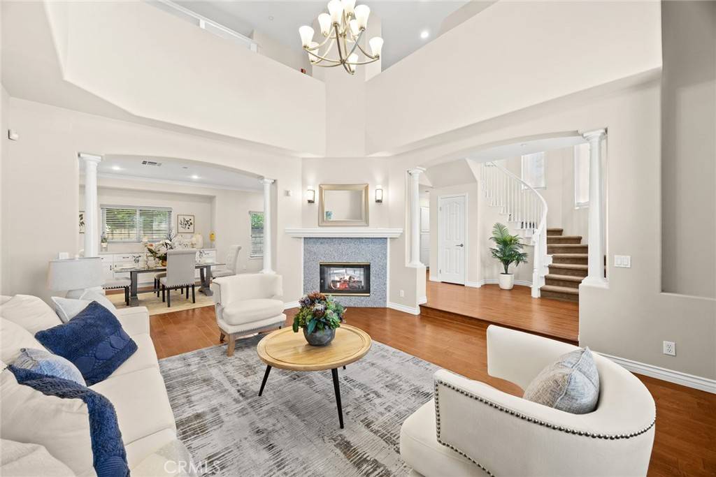 Arcadia, CA 91006,826 Country Oaks LN