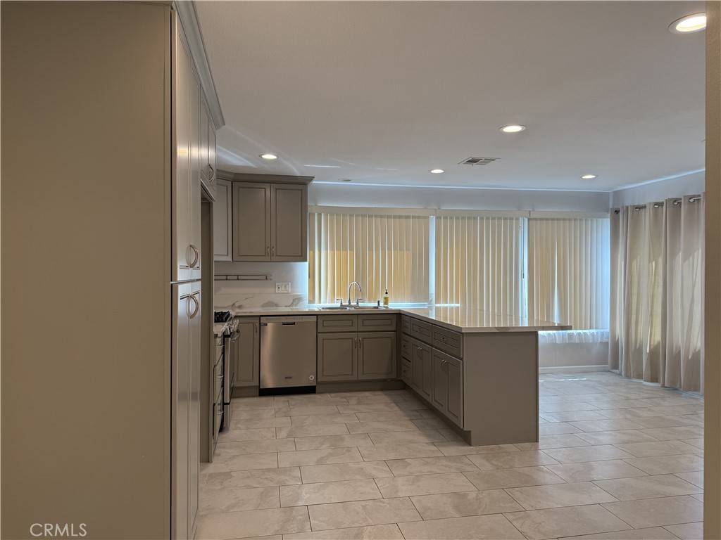 Yorba Linda, CA 92886,4487 Via Del Prado
