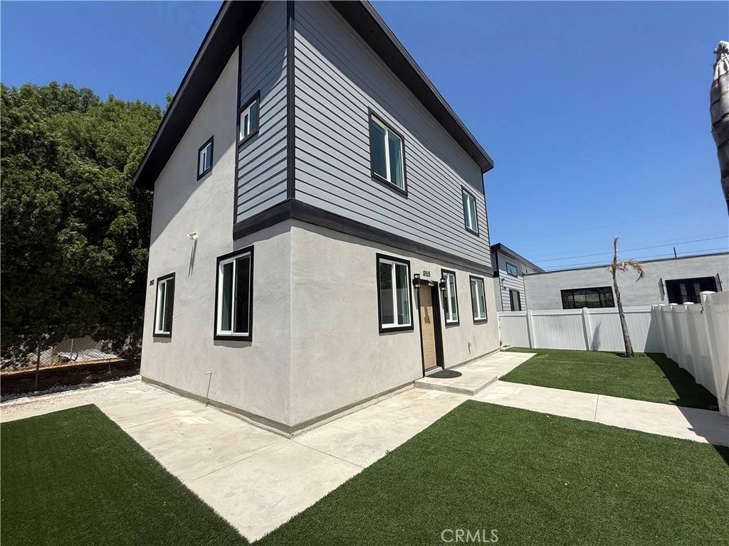 Reseda, CA 91335,19515 Cantara ST