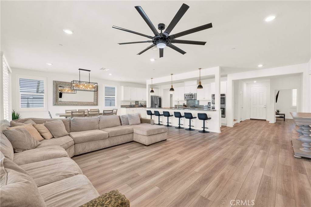 Jurupa Valley, CA 92509,2721 Kings Canyon Drive