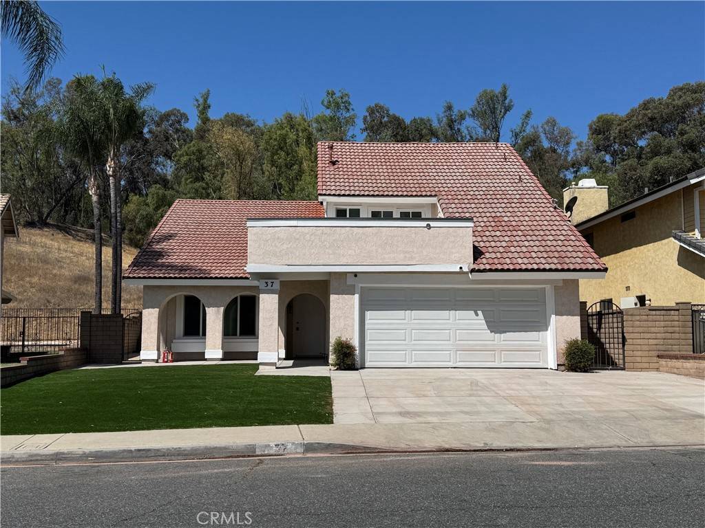 Pomona, CA 91766,37 Rainbow Ridge RD
