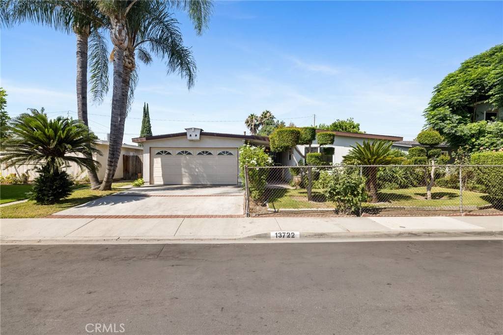 La Puente, CA 91746,13722 Hartsville ST