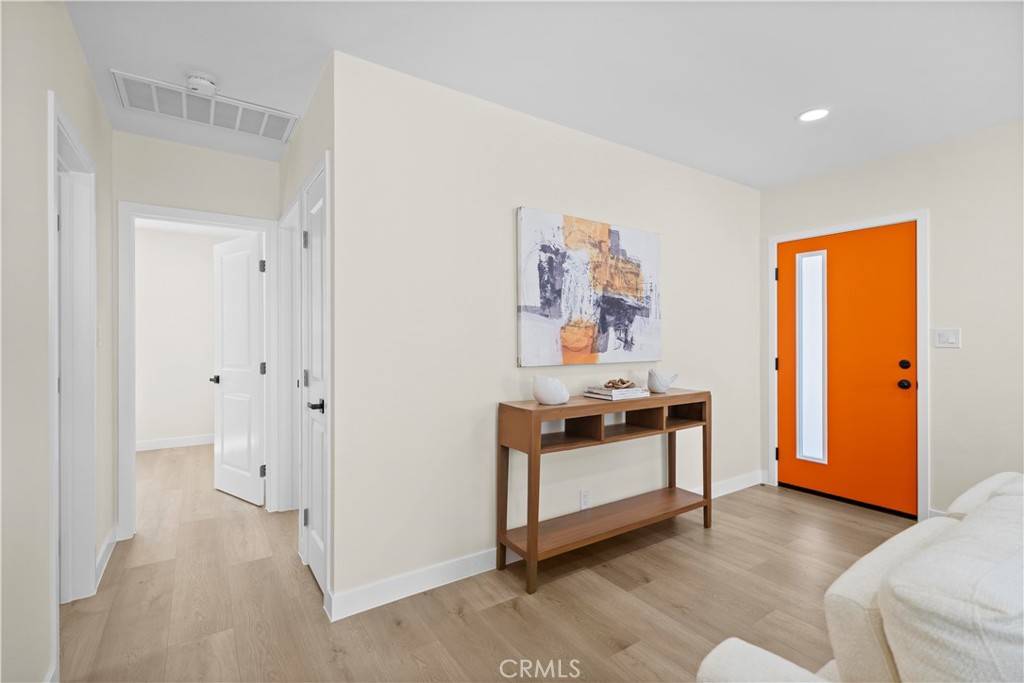 Altadena, CA 91001,587 Ventura ST