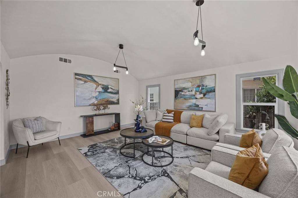 Alhambra, CA 91803,1520 S Olive AVE