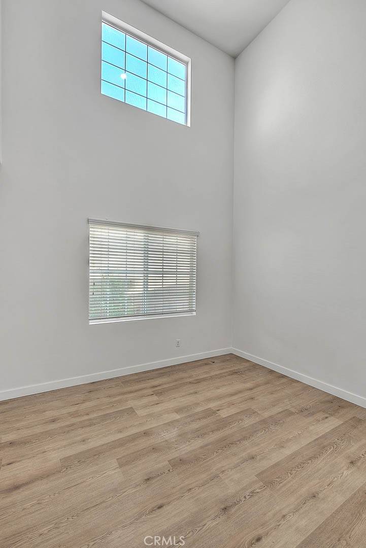 Fontana, CA 92336,6832 Manchester CT