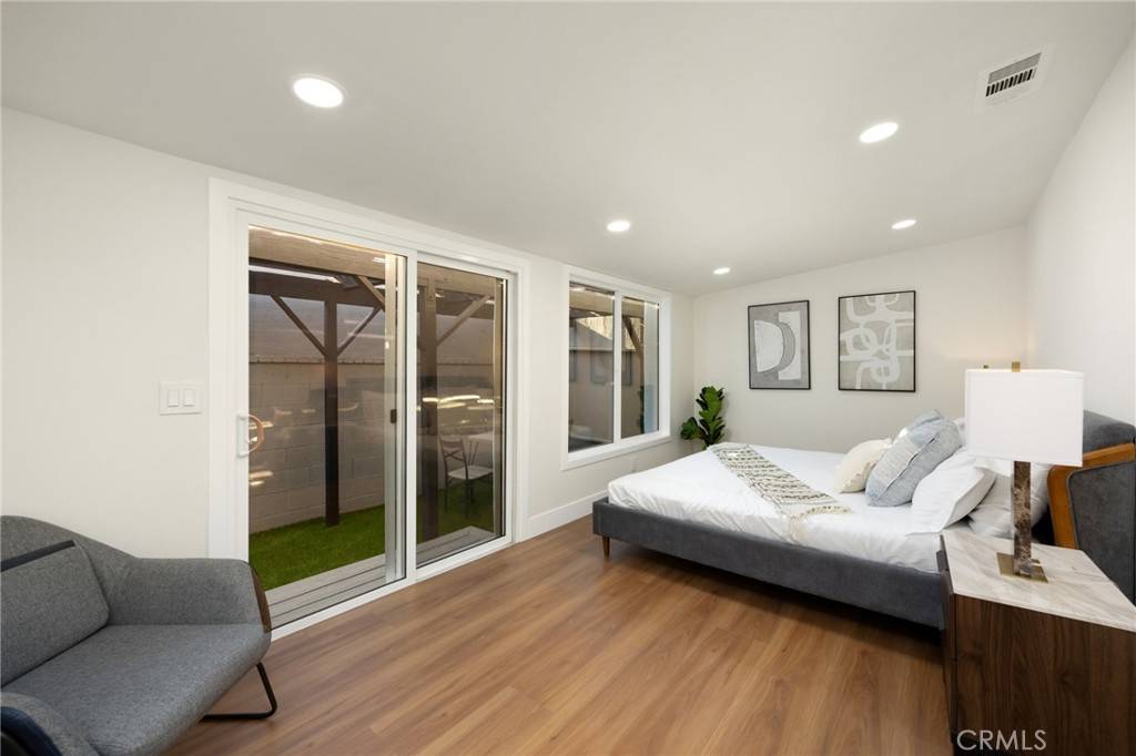 Placentia, CA 92870,513 N Bradford AVE