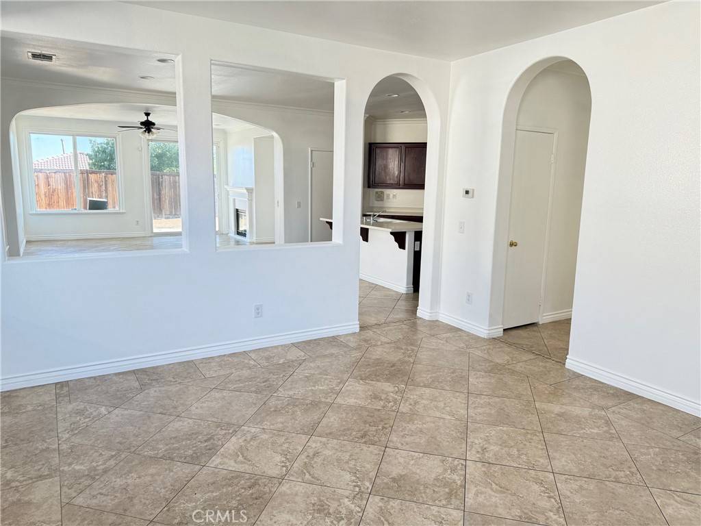Victorville, CA 92392,12276 Andrea DR