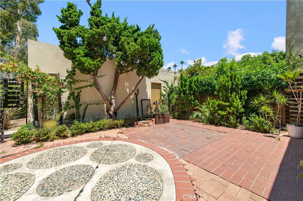 Newport Beach, CA 92660,2214 Vista Hogar