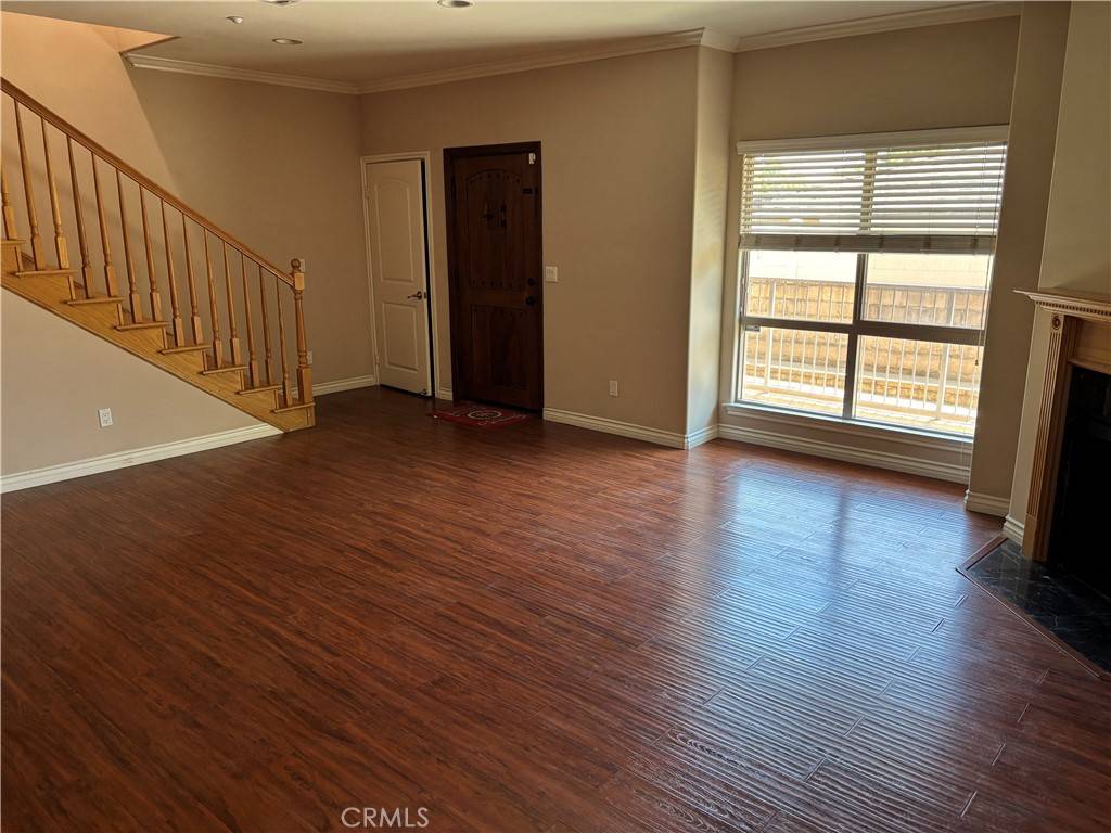 Pasadena, CA 91107,76 N Roosevelt AVE #6