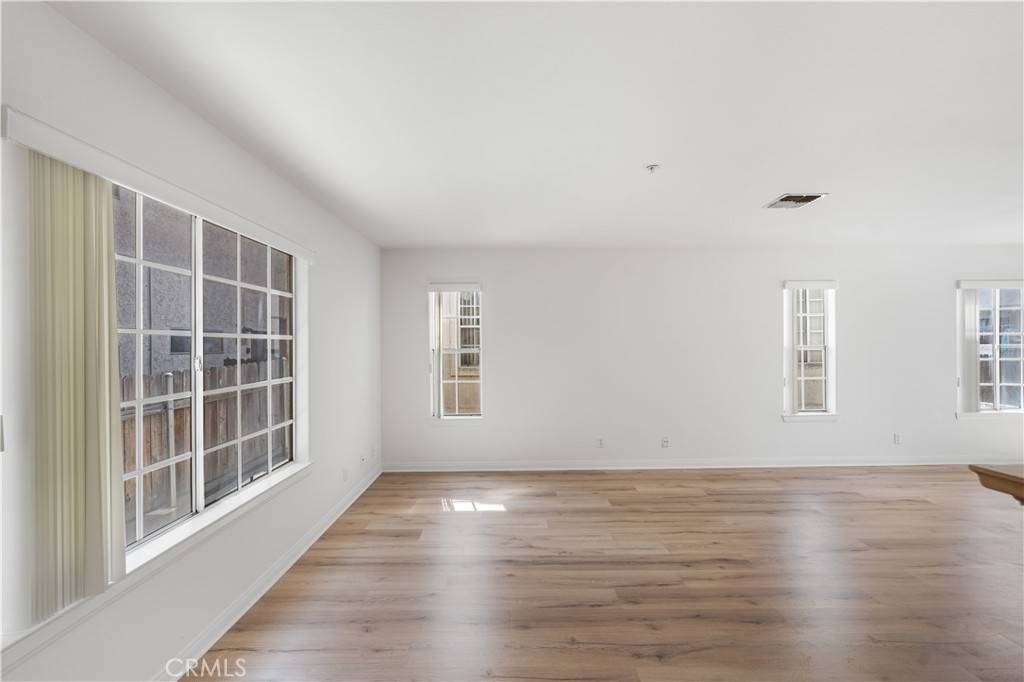 Alhambra, CA 91801,221 N Marguerita AVE #B