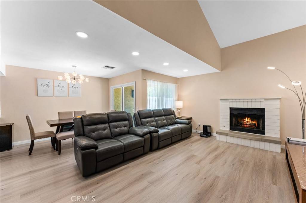 Chino, CA 91710,4150 Schaefer AVE #17