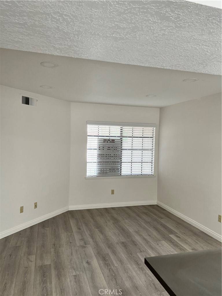 Diamond Bar, CA 91765,1409 Bodega WAY #4