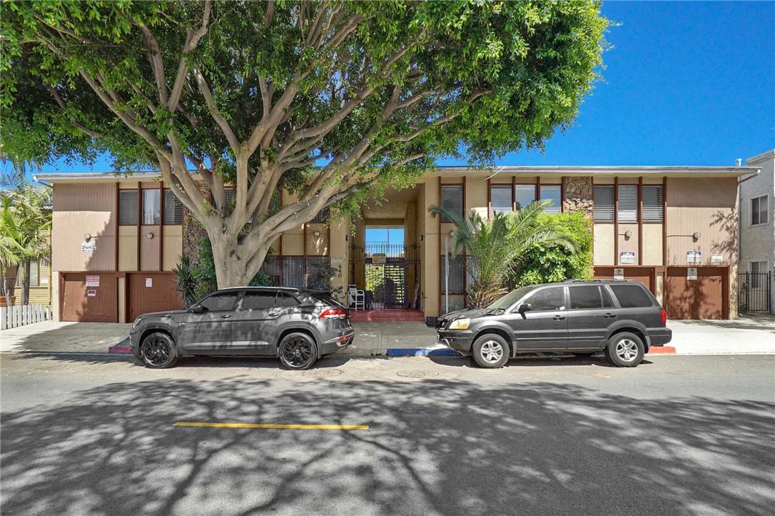 Long Beach, CA 90802,640 Elm AVE #12
