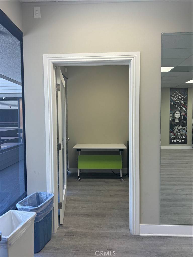 Arcadia, CA 91006,20 E Foothill BLVD #212