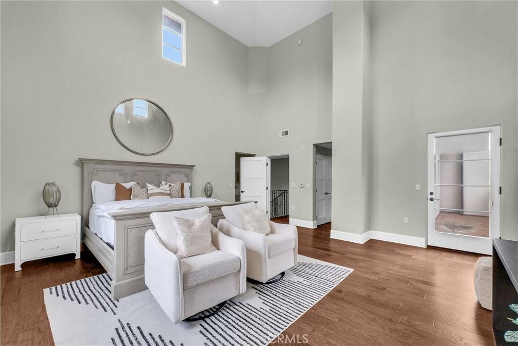 Rolling Hills Estates, CA 90274,975 Silver Spur RD