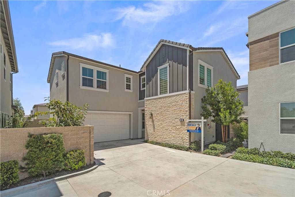 Lake Forest, CA 92630,251 Brackens