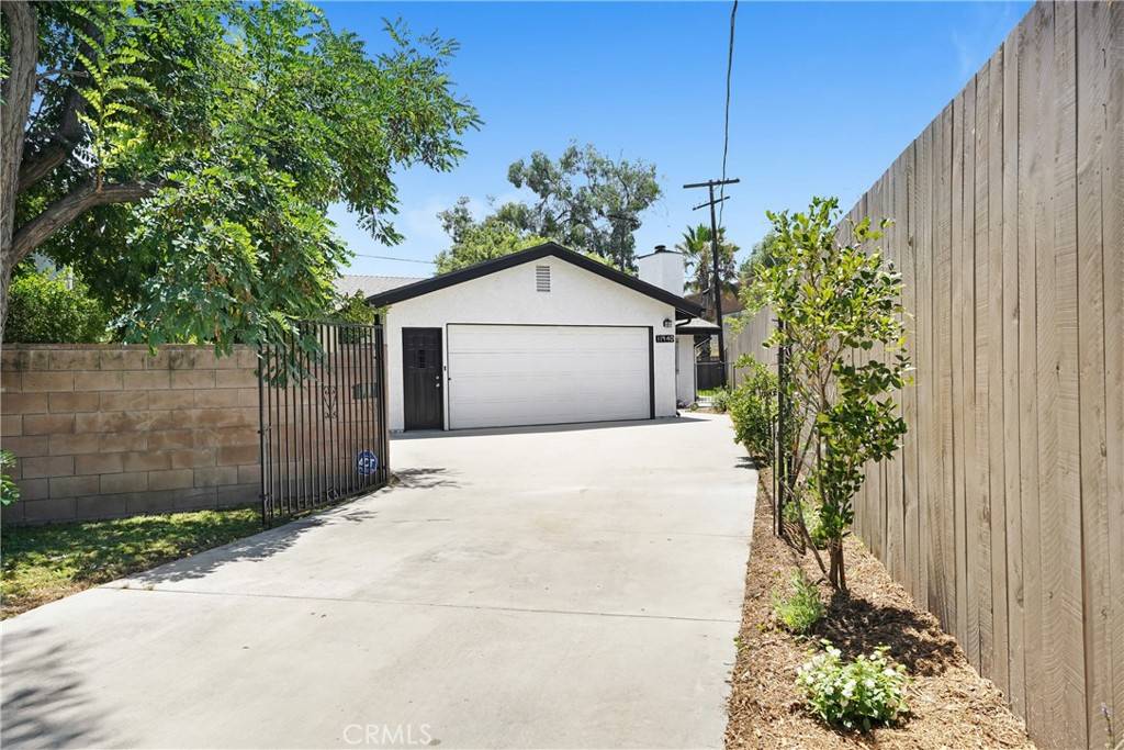 Valley Village, CA 91607,11940 Tiara ST